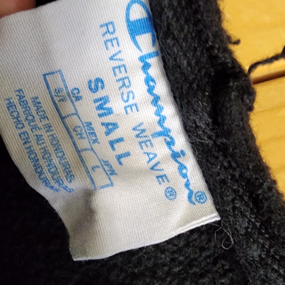 Champion pullover sweatshirt size Small - Picture 8 of 8